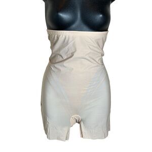 Spanx star by spanx nude high rise thinstincts shorts large